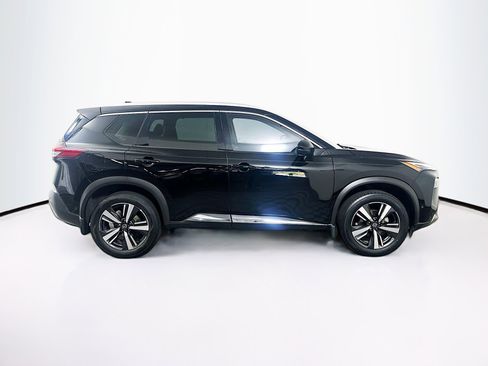 Used 2021 Nissan Rogue Platinum image 10