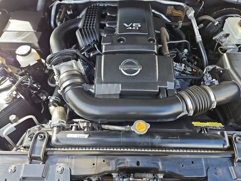 Used 2015 Nissan Frontier SV w/ SV Value Truck Package image 21