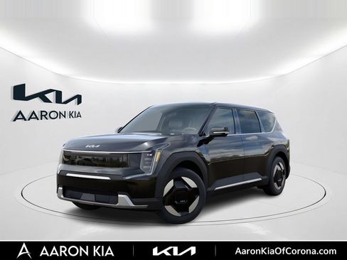 New 2026 Kia EV9 Light RWD image 1