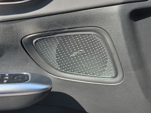 Used 2023 Mercedes-Benz C 300 Sedan w/ Exclusive Trim Package image 29