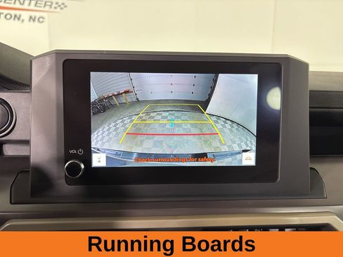 Used 2025 Toyota Tacoma SR5 image 15