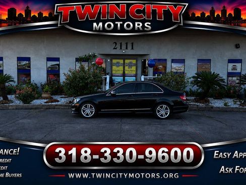 Used 2014 Mercedes-Benz C 300 4MATIC Sedan image 2