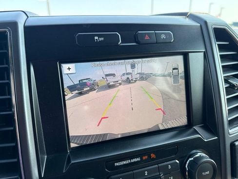 Used 2018 Ford F150 XLT w/ Equipment Group 302A Luxury AWD/4WD image 19