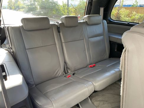 Used 2008 Toyota Sequoia Limited image 25