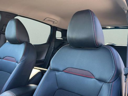 Used 2025 Nissan Kicks SR image 22