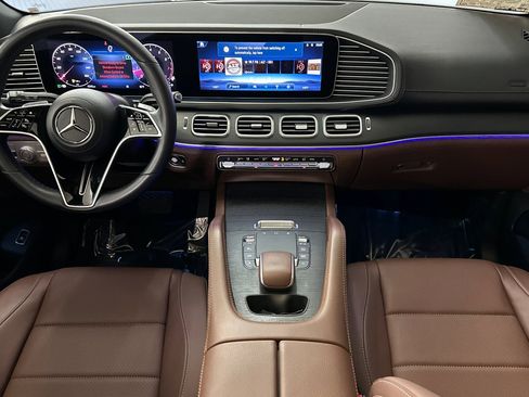 Used 2024 Mercedes-Benz GLE 350 4MATIC image 16