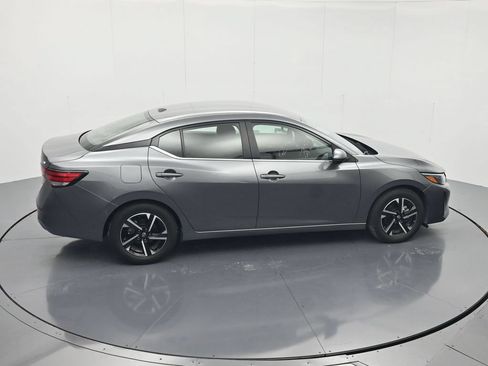 Used 2024 Nissan Sentra SV FWD image 31