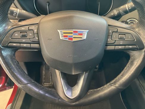 Used 2019 Cadillac XT4 Sport image 17