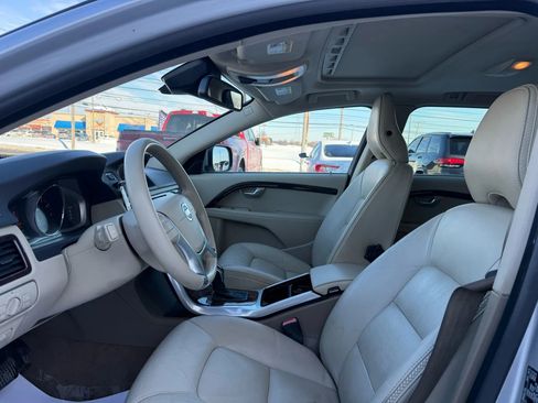 Used 2015 Volvo XC70 3.2 Premier image 18