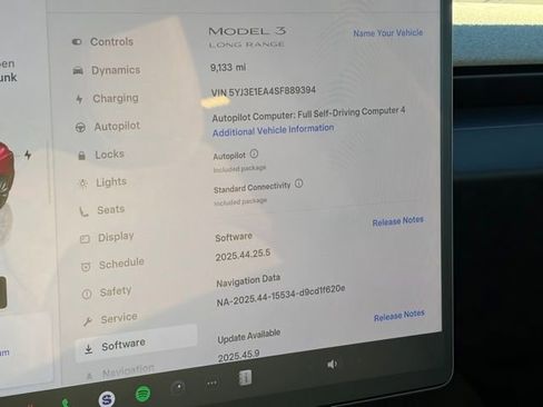 Used 2025 Tesla Model 3 Long Range image 12