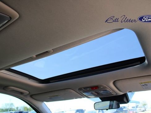 Used 2024 Kia Telluride S w/ S Sunroof Package FWD image 17