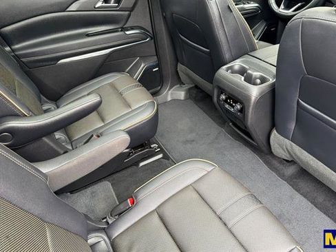 Certified 2025 Chevrolet Traverse High Country image 20