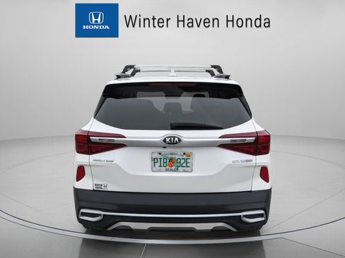 Used 2021 Kia Seltos SX w/ SX Sunroof Package image 7