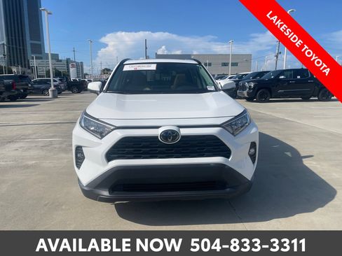 Certified 2020 Toyota RAV4 XLE w/ Convenience Package FWD image 9