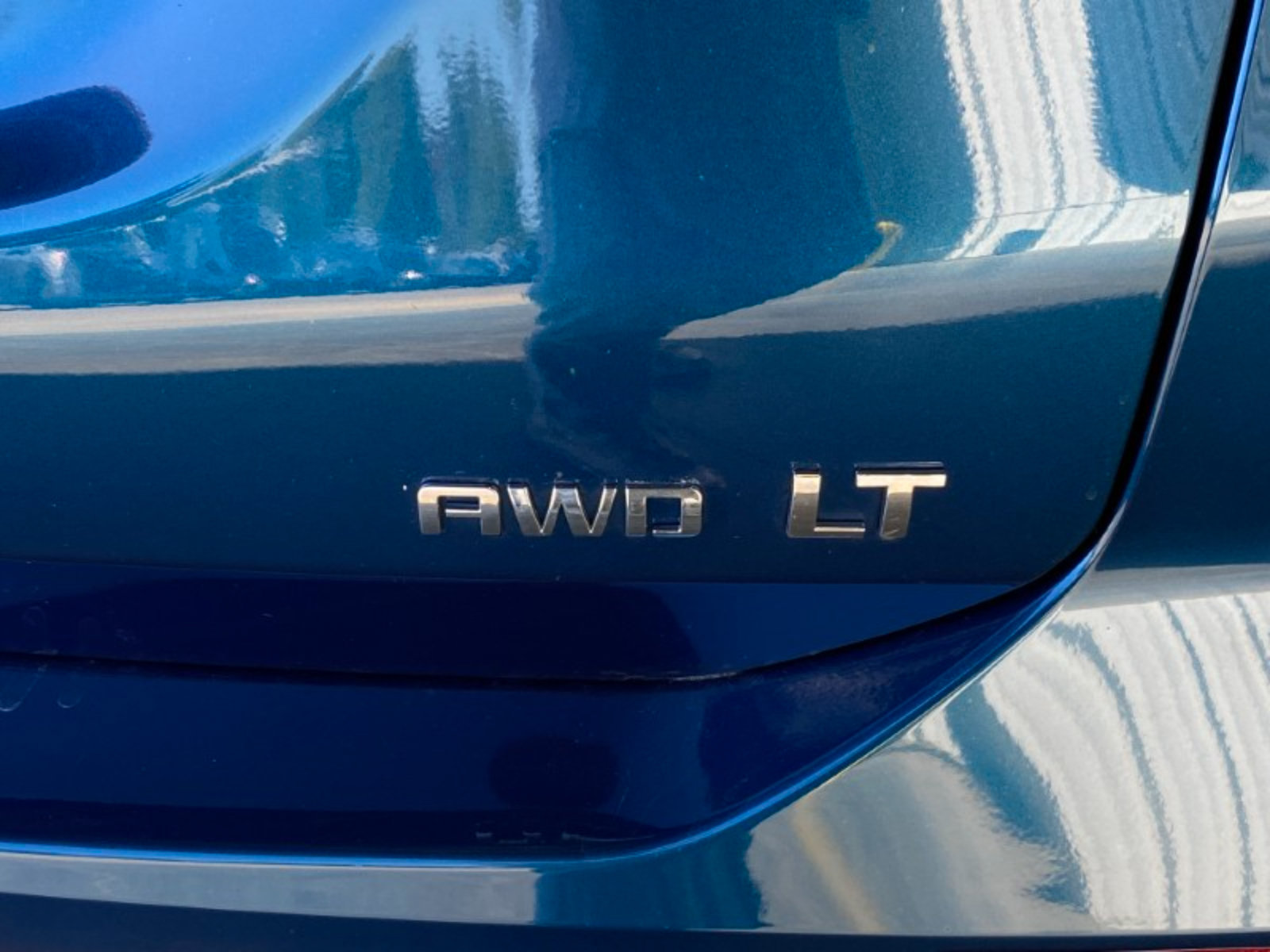 Used 2020 Chevrolet Equinox LT AWD/4WD image 24