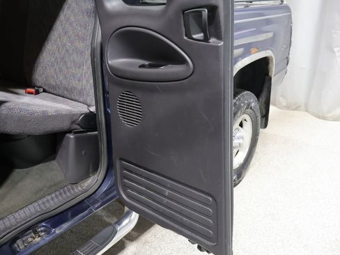 Used 2001 Dodge Ram 1500 Truck 4x4 Quad Cab image 18