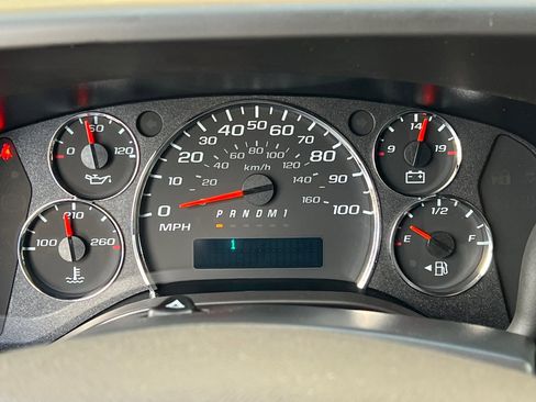 New 2023 Chevrolet Express 3500 Extended w/ Driver Convenience Package image 22