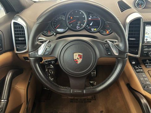 Used 2012 Porsche Cayenne Turbo AWD/4WD image 24