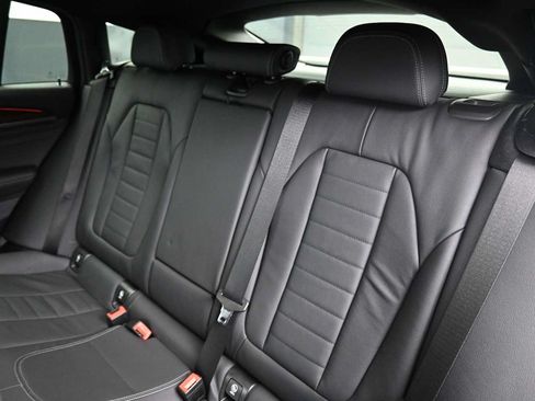 Used 2019 BMW X4 xDrive30i w/ Convenience Package AWD/4WD image 17