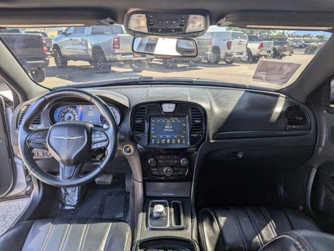 Used 2015 Chrysler 300 S w/ 300S Premium Group RWD image 25