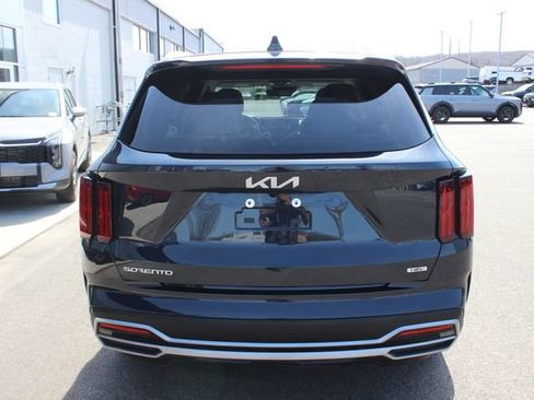 Used 2023 Kia Sorento SX Prestige image 32