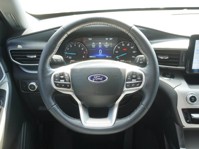 Used 2022 Ford Explorer XLT w/ Equipment Group 202A RWD image 17