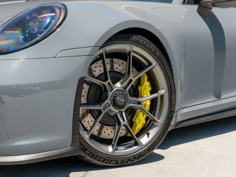 Used 2023 Porsche 911 GT3 RWD image 43