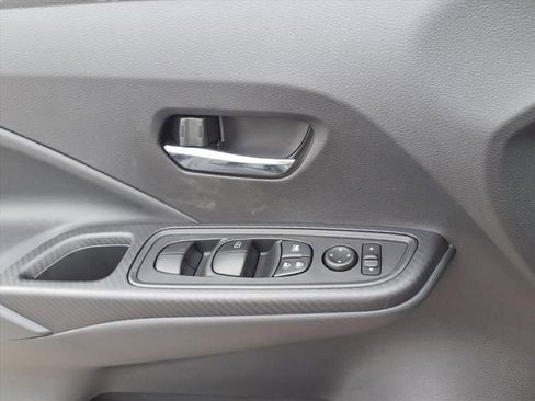 New 2025 Nissan Versa SV w/ Trunk Package FWD image 16