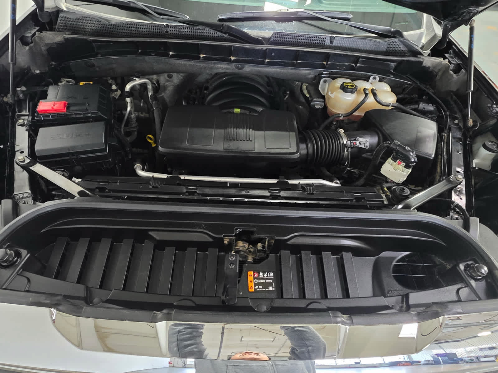 Used 2025 GMC Sierra 1500 SLT AWD/4WD image 12