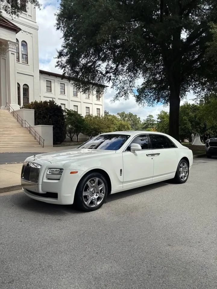 Used 2012 Rolls-Royce Ghost Extended Wheelbase RWD image 1