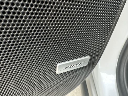 Used 2024 Buick Enclave Premium w/ Experience Buick Package image 12