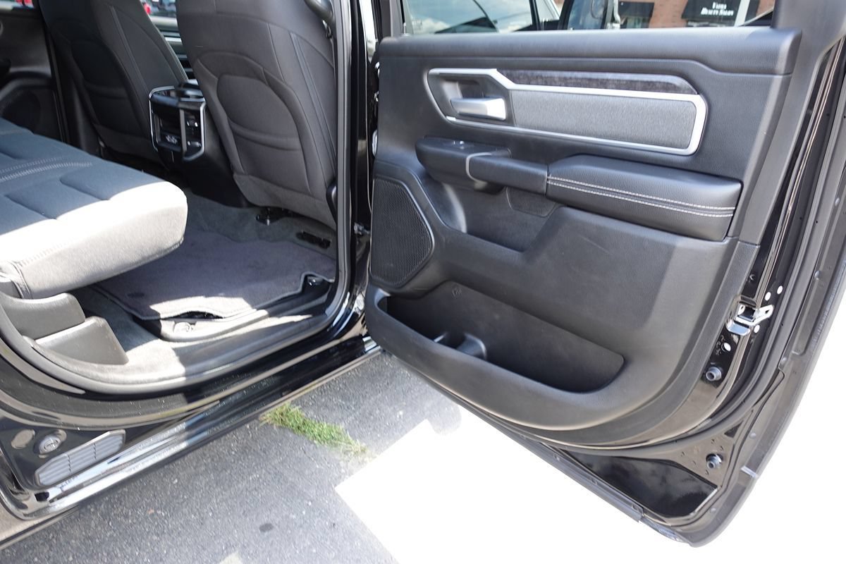 Used 2023 RAM 1500 Big Horn AWD/4WD image 28
