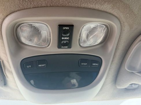 Used 2003 Jeep Grand Cherokee Laredo image 16