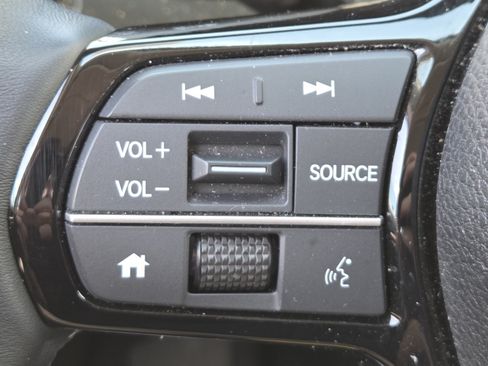 Used 2023 Honda Civic EX-L image 29