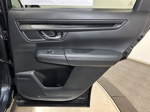 Certified 2025 Honda CR-V LX image 33