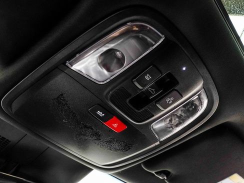 Used 2023 Kia Stinger GT2 RWD image 38