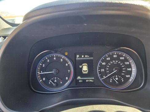 Used 2020 Hyundai Kona Limited w/ Cargo Package FWD image 17