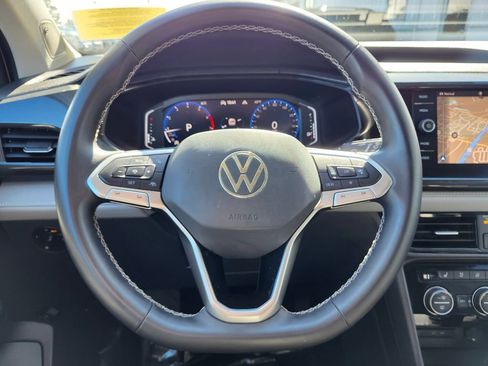 Used 2022 Volkswagen Taos SEL image 25