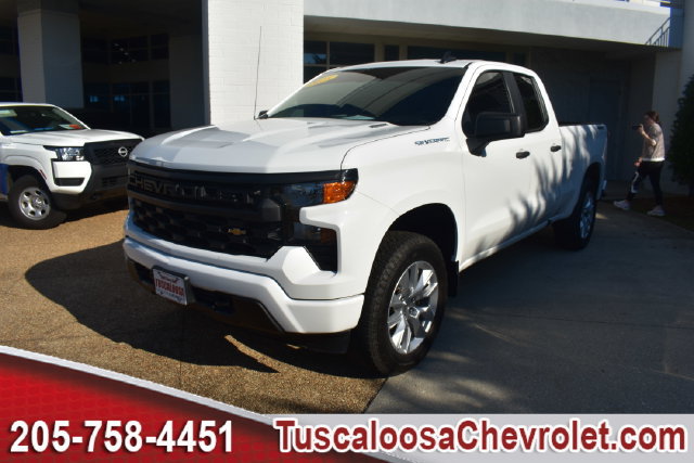 Used 2025 Chevrolet Silverado 1500 Custom AWD/4WD image 5