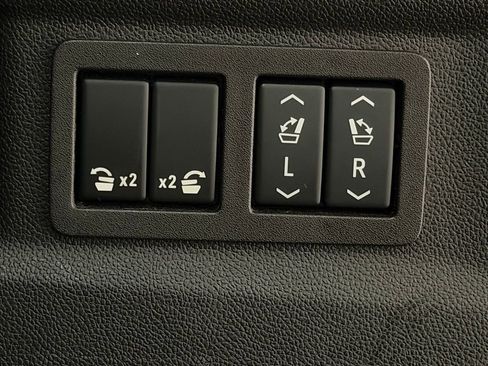 Certified 2024 GMC Yukon XL Denali w/ Advanced Technology Package image 34