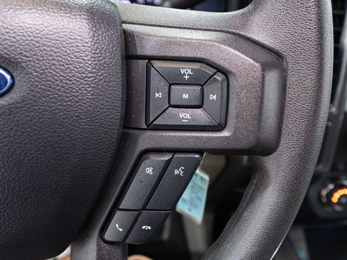 Used 2021 Ford F250 XLT w/ XLT Premium Package AWD/4WD image 30