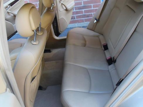 Used 2003 Mercedes-Benz C 240 4MATIC Sedan image 9