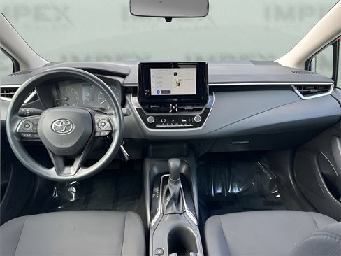 Used 2024 Toyota Corolla LE FWD image 11