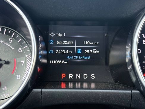 Used 2020 Ford Mustang Coupe RWD image 18