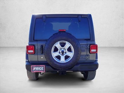 Used 2020 Jeep Wrangler Unlimited Sport S AWD/4WD image 3