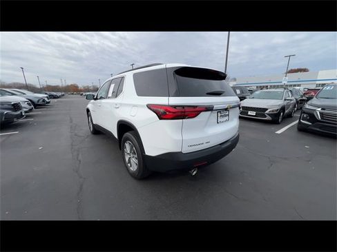 Certified 2023 Chevrolet Traverse LT image 6