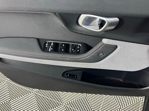 Used 2023 Polestar Polestar 2 image 27