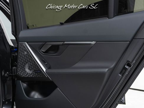 Used 2025 BMW M5 w/ Carbon Package AWD/4WD image 55
