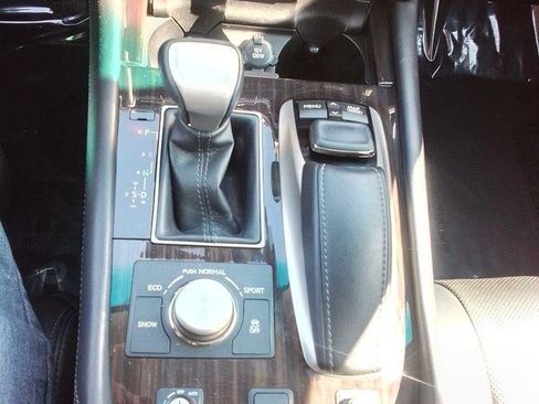 Used 2015 Lexus LS 460 Luxury Sedan w/ Comfort Package image 10