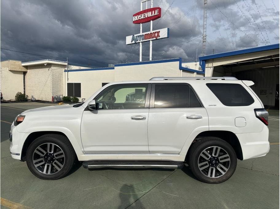 Used 2015 Toyota 4Runner Limited AWD/4WD image 13